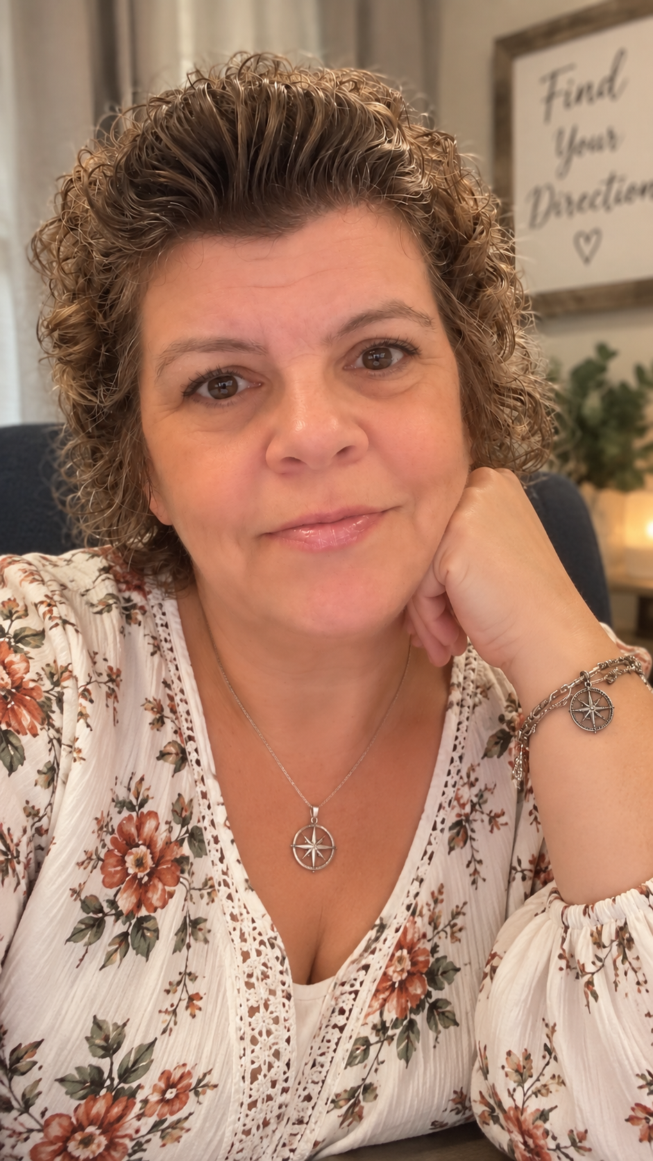 Elizabeth, founder of Rustic Budget & Living